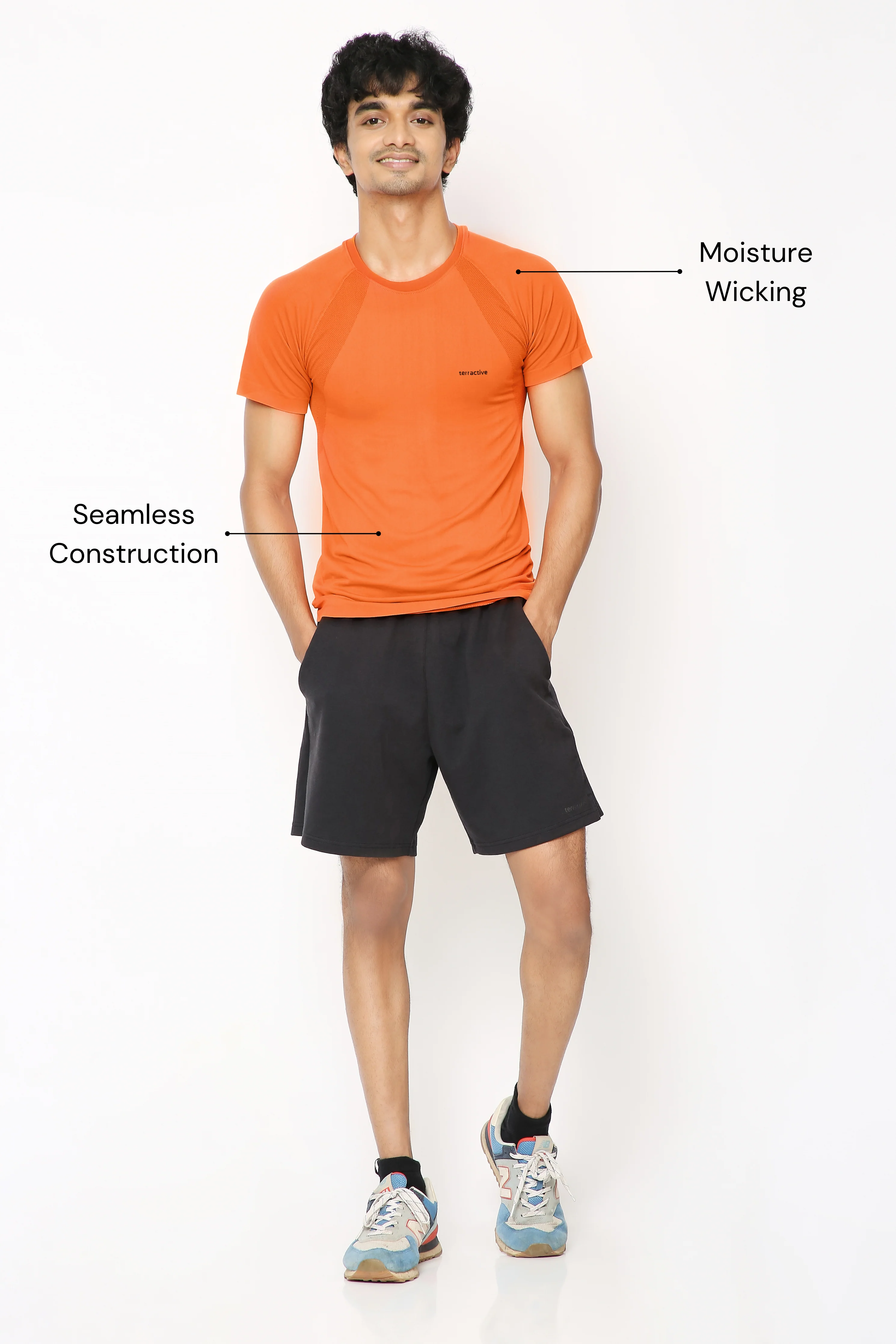 Seamless Performance Tee / Body-Fit - Image 17