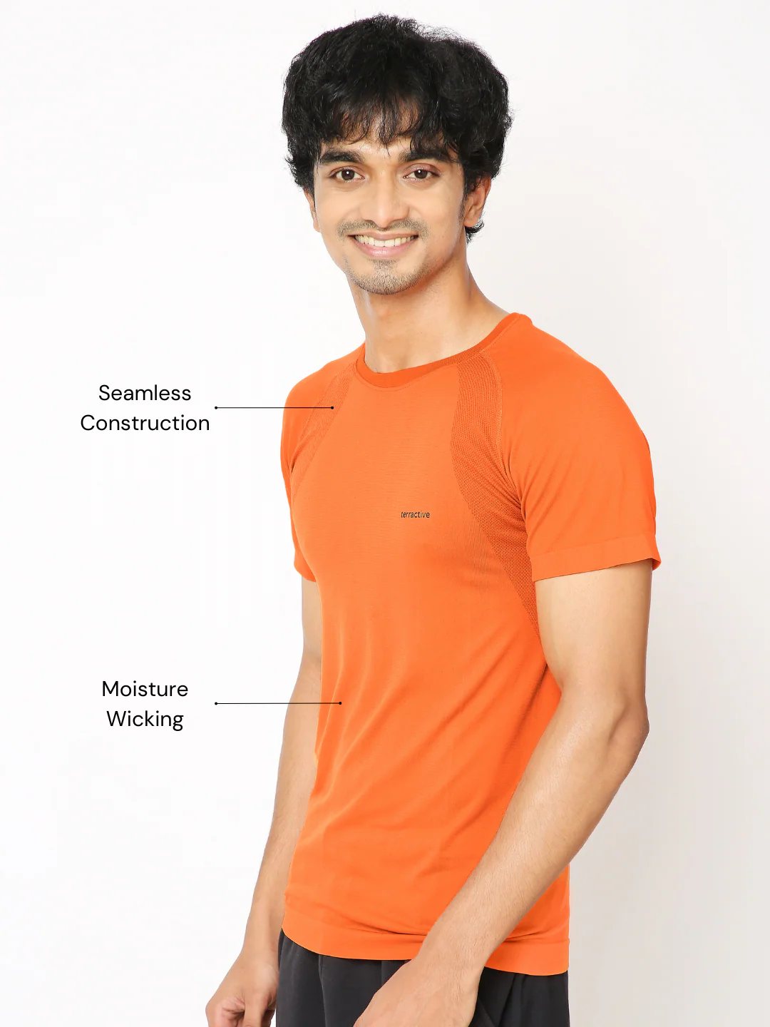 Seamless Performance Tee / Body-Fit - Image 35